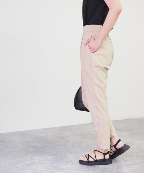 Riberry（リベリー）の「ストレッチテーパードパンツ（その他パンツ・レディース・ブラック/ベージュ/ブラウン・MEDIUM）」の14枚目の写真