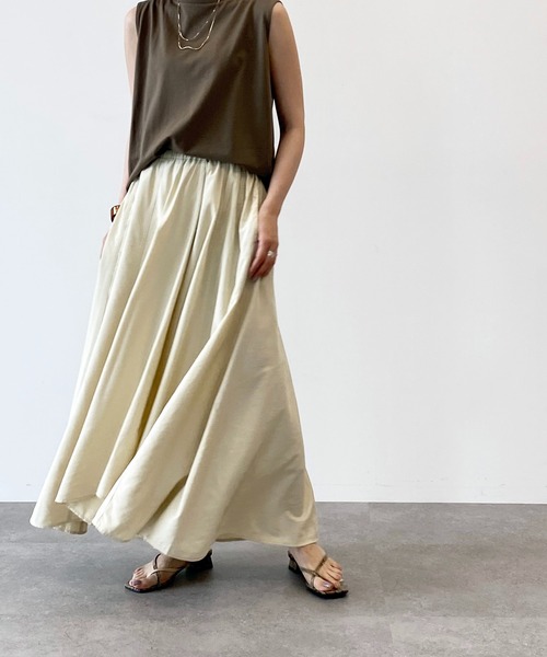 AMERICAN HOLIC（アメリカンホリック）の「切り替えイレヘムフレアスカート　＊（スカート・レディース・ベージュ/ネイビー/グリーン/アイボリー・M/L）」の9枚目の写真