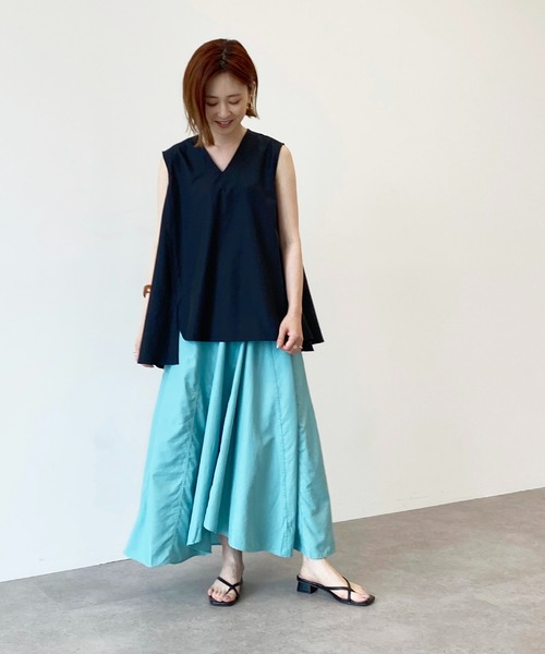 AMERICAN HOLIC（アメリカンホリック）の「切り替えイレヘムフレアスカート　＊（スカート・レディース・ベージュ/ネイビー/グリーン/アイボリー・M/L）」の6枚目の写真