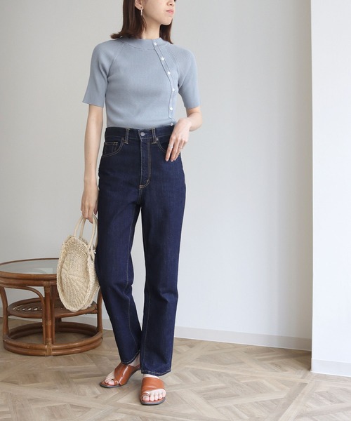 vingtrois（バントロア）の「【Vingtrois】ハーフスリーブアシメボタンリブニット（ニット/セーター・レディース・ホワイト/ブラック/ブルー/グレイッシュベージュ・M）」の21枚目の写真