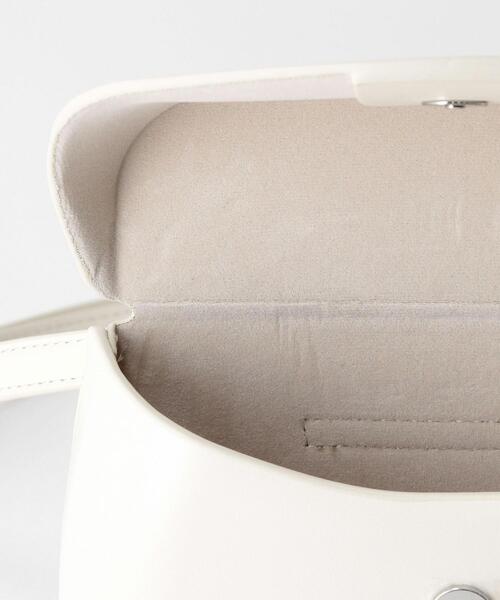 green label relaxing(グリーンレーベルリラクシング)の「<Et/clo(エックロ)> サドル P/W 2WAY バッグ(ショルダーバッグ・レディース・ダークブラウン/オフホワイト・FREE)」の8枚目の写真