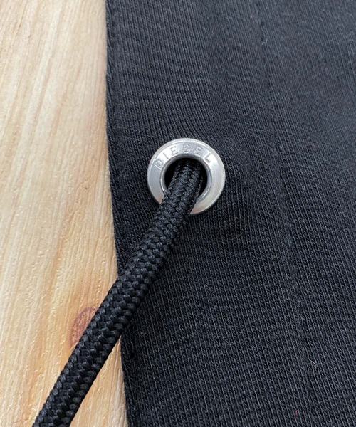 DIESEL（ディーゼル）の「ウールファブリックオーバーチェックシャツジャケット「S-TARO-HOOD」（ミリタリージャケット・メンズ・レッド・L）」の16枚目の写真