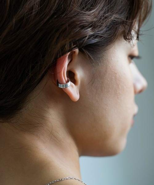 PAS TIERRA(パティエラ)の「-Lien- シェードプチイヤーカフ(イヤーカフ・レディース・イエローゴールド/シルバー・FREE)」の6枚目の写真