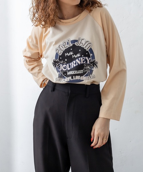 mystic(ミスティック)の「ラグランプリントTシャツ(Tシャツ/カットソー・レディース・グレー/キャメル/ベージュ・FREE)」の2枚目の写真