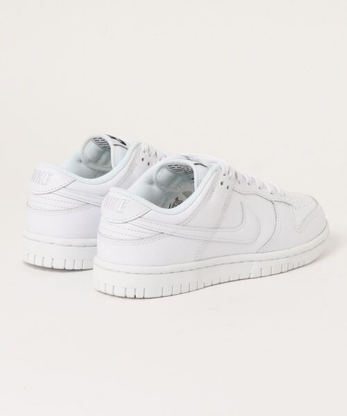 NIKE（ナイキ）の「NIKE WMNS DUNK LOW DD1503-109（スニーカー・レディース・ホワイト・23㎝/23.5㎝/24㎝/24.5㎝/25㎝/26cm/26.5cm/27cm/27.5cm/28cm/28.5cm/29cm）」の7枚目の写真