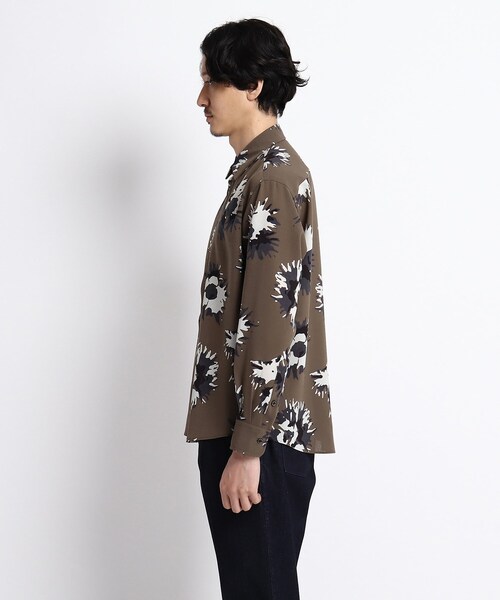TAKEO KIKUCHI(タケオキクチ)の「◆ビッグフラワー 総柄プリント シャツ(シャツ/ブラウス・メンズ・ネイビー系7/ブラウン系その他2・03/04/02)」の3枚目の写真