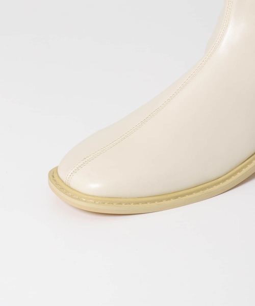 SENSE OF PLACE by URBAN RESEARCH(センスオブプレイスバイアーバンリサーチ)の「スクエアトウセンターシームロングブーツ(ブーツ・レディース・ブラウン/アイボリー/ブラック・MEDIUM/SMALL/LARGE)」の15枚目の写真