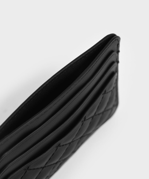 CHARLES & KEITH（チャールズ & キース）の「キルテッド カードホルダー / Quilted Card Holder（カードケース・レディース・ブラック/ベビーピンク/バーガンディー/ライトベージュ/ブルーグラス/シルバー/ミント/ピンク系その他3/ライトイエロー・XXS）」の17枚目の写真