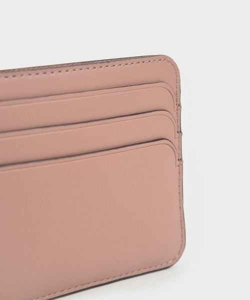 CHARLES & KEITH（チャールズ & キース）の「キルテッド カードホルダー / Quilted Card Holder（カードケース・レディース・ブラック/ベビーピンク/バーガンディー/ライトベージュ/ブルーグラス/シルバー/ミント/ピンク系その他3/ライトイエロー・XXS）」の16枚目の写真
