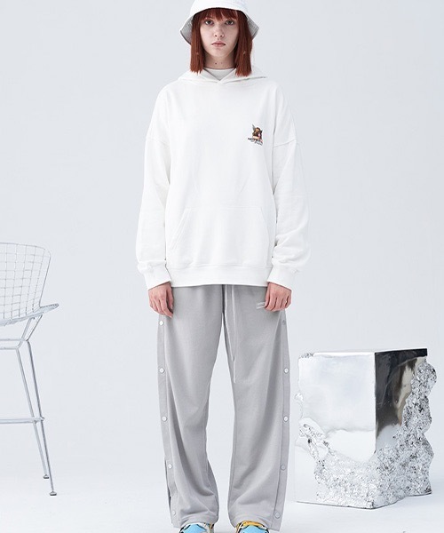 HARSH AND CRUEL（ハーシュアンドクルーエル）の「【Harsh and Cruel】Angel Graphic Loose Hoodie HC21S42（パーカー・メンズ・ホワイト/ブラック・M/L）」の16枚目の写真