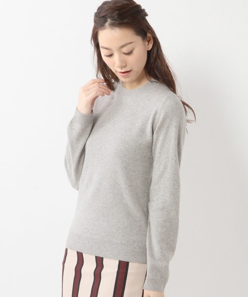 Jewel Changes（ジュエルチェンジズ）の「JOC カシミヤ　ウール クルーネック　プルオーバー（ニット/セーター・レディース・オフホワイト/グレー/ピンク/ブラック・フリー）」の3枚目の写真