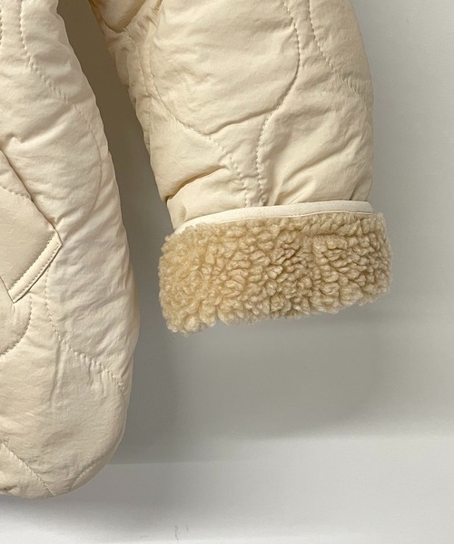 CANAL JEAN（キャナルジーン）の「via j(ヴィアジェイ) キルティング中ボアジャケット（ノーカラージャケット・レディース・アイボリー・ONE SIZE）」の15枚目の写真