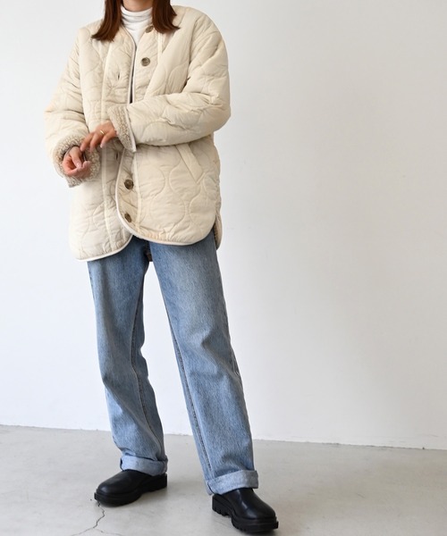 CANAL JEAN（キャナルジーン）の「via j(ヴィアジェイ) キルティング中ボアジャケット（ノーカラージャケット・レディース・アイボリー・ONE SIZE）」の19枚目の写真
