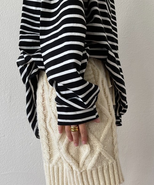 wee9s（ウィークス）の「loose silhouette over size border tee /  ルーズシルエットオーバーサイズボーダーロングスリーブティー（Tシャツ/カットソー・レディース・ブラック/レッド/ブルー/グリーン/ライトグリーン/サーモンピンク・FREE）」の20枚目の写真