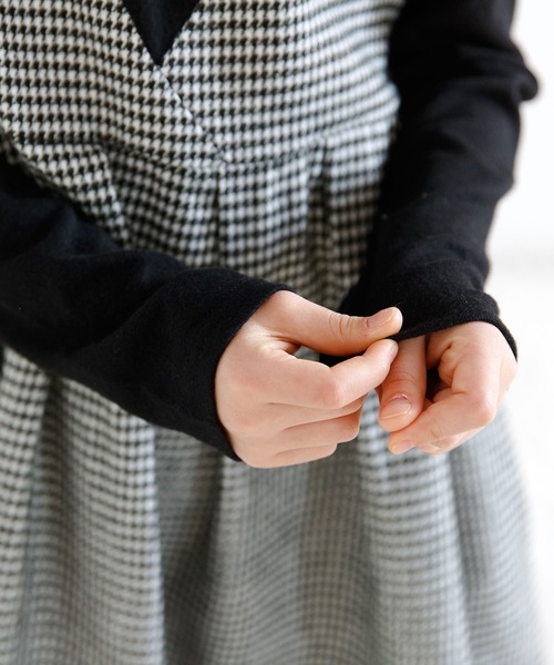 Bee des Bee（ビーデスビー）の「ドッキングワンピース（ワンピース・キッズ・ブラック/ベージュ/チャコール・130cm/140cm/150cm/110cm/100cm/120cm）」の9枚目の写真