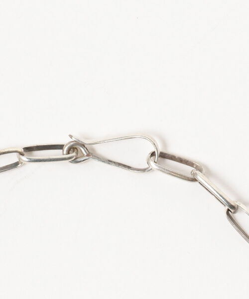 BEAMS BOY（ビームスボーイ）の「ROSETTA PRAYER / ハンド チェーン アンクレット（アンクレット・レディース・シルバー・ONE SIZE）」の4枚目の写真