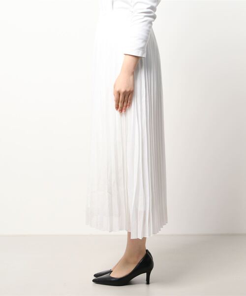 210nouve（トゥージュヌーブ）の「シアーギンガムチェックプリーツスカート（スカート・レディース・ホワイト/ブラック/グリーン・FREE）」の4枚目の写真