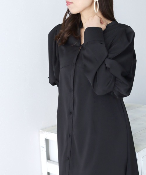 HER CLOSET（ハークローゼット）の「【TWENTY THREE】パフスリーブサテンロングワンピース（ワンピース・レディース・ブラック/ベージュ/ミント・FREE）」の4枚目の写真