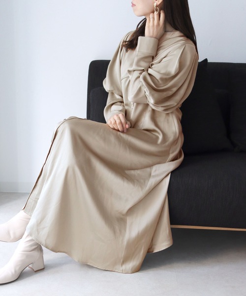 HER CLOSET（ハークローゼット）の「【TWENTY THREE】パフスリーブサテンロングワンピース（ワンピース・レディース・ブラック/ベージュ/ミント・FREE）」の7枚目の写真