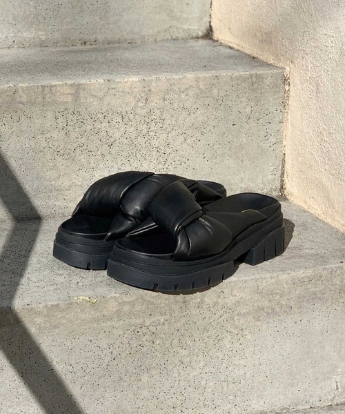 ASH（アッシュ）の「【SHILO】厚底ミュールサンダル（サンダル・レディース・ブラック/アイボリー・36/37/39/35/38）」の8枚目の写真