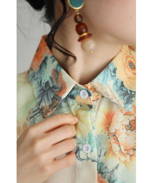 cawaii(カワイイ)の「色鮮やかに優しく描く水彩花シャツトップス(シャツ/ブラウス・レディース・イエロー・FREE)」の8枚目の写真