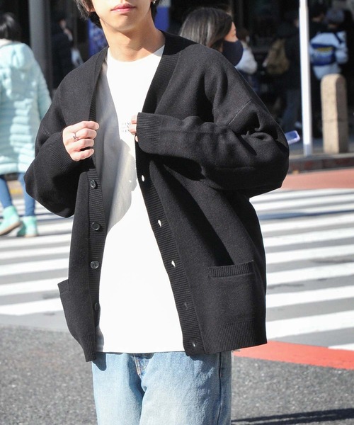 ZIP FIVE（ジップファイブ）の「【ZIP FIVE】ボリュームニット バックデザイン オーバーカーディガン（カーディガン/ボレロ・レディース・ベージュ/ホワイト系1/オフホワイト/ブラック系/ベージュ系1/ホワイト系/ブラック系2/グリーン系1/グリーン/ブラック系1/ブラック/ベージュ系/グリーン系・MEDIUM/LARGE）」の20枚目の写真