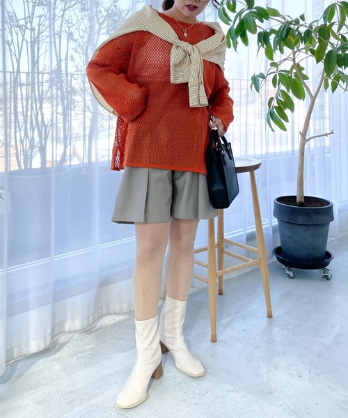 archives(アルシーヴ)の「金ボタン付きハーフパンツ(その他パンツ・レディース・ブラック/ベージュ/グレイッシュベージュ・MEDIUM)」の5枚目の写真
