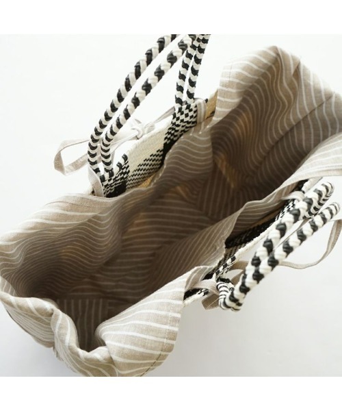 Letra(レトラ)の「オリジナルバッグインバッグ リネンミックス ストライプ ベージュ ミディアム(かごバッグ・レディース・ベージュ・MEDIUM)」の11枚目の写真