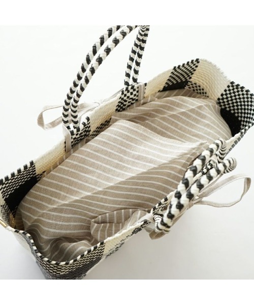 Letra(レトラ)の「オリジナルバッグインバッグ リネンミックス ストライプ ベージュ ミディアム(かごバッグ・レディース・ベージュ・MEDIUM)」の10枚目の写真