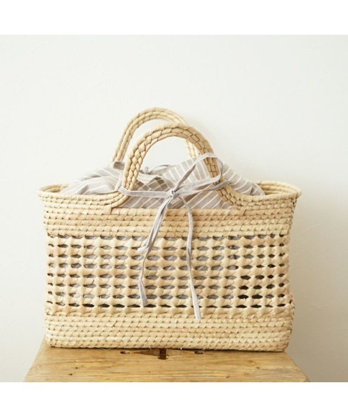 Letra(レトラ)の「オリジナルバッグインバッグ リネンミックス ストライプ ベージュ ミディアム(かごバッグ・レディース・ベージュ・MEDIUM)」の6枚目の写真
