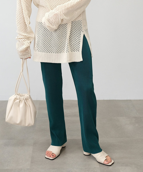 ＡＮＤＪ（アンドジェイ）の「カットオフハイウエストプリーツストレートパンツ（その他パンツ・レディース・アイボリー/ブラック/グリーン/パープル/ブルー/ライム/オレンジ/テラコッタ/モスグリーン/マスタード・M）」の6枚目の写真