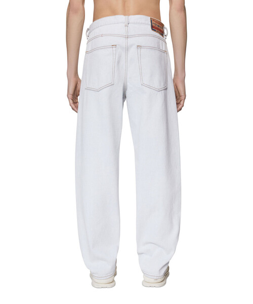 DIESEL（ディーゼル）の「DIESEL SS22 メンズ ルーズ ストレート デニムパンツ サステナブル（デニムパンツ・メンズ・インディゴブルー・32inch/30inch/28inch/34inch/36inch/26inch）」の4枚目の写真