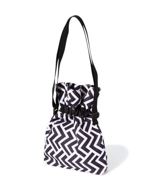 N.（N. Natural Beauty Basic）（エヌエヌナチュラルビューティーベーシック）の「【ＤＲＩＦＴＥＲ】ＣＡＮＤＹ　ＰＯＵＣＨ（ショルダーバッグ・レディース・ホワイト系その他/ブラウン系その他/ブラック・ﾌﾘ-）」の4枚目の写真