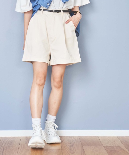 WEGO（ウィゴー）の「WEGO/ベルト付キタックショートパンツ（その他パンツ・レディース・ブラック/ベージュ/オフホワイト・MEDIUM/SMALL）」の11枚目の写真