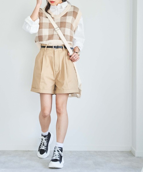 WEGO（ウィゴー）の「WEGO/ベルト付キタックショートパンツ（その他パンツ・レディース・ブラック/ベージュ/オフホワイト・MEDIUM/SMALL）」の10枚目の写真