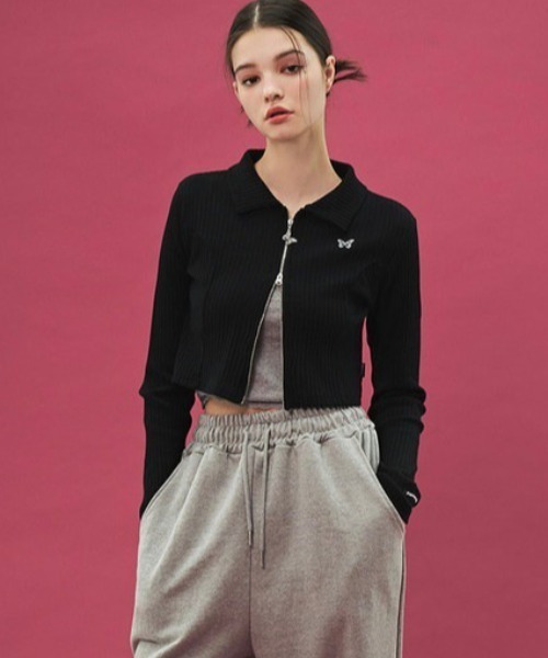 FANCY CLUB（ファンシークラブ）の「韓国ブランド NASTY FANCY CLUB ナスティーフアンシークラブ 2 WAY COLLAR ZIP-UP 長袖 ジップアップトップス 長袖トップス ショートカーディガン 短丈トップス ジップアップ 蝶々 韓国ファッション 韓国ストリート ストリートファッション y2k（カーディガン/ボレロ・レディース・アイボリー/ブルー/ブラック・ONE SIZE）」の20枚目の写真