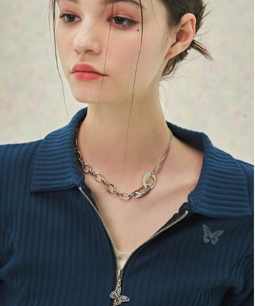 FANCY CLUB（ファンシークラブ）の「韓国ブランド NASTY FANCY CLUB ナスティーフアンシークラブ 2 WAY COLLAR ZIP-UP 長袖 ジップアップトップス 長袖トップス ショートカーディガン 短丈トップス ジップアップ 蝶々 韓国ファッション 韓国ストリート ストリートファッション y2k（カーディガン/ボレロ・レディース・アイボリー/ブルー/ブラック・ONE SIZE）」の18枚目の写真