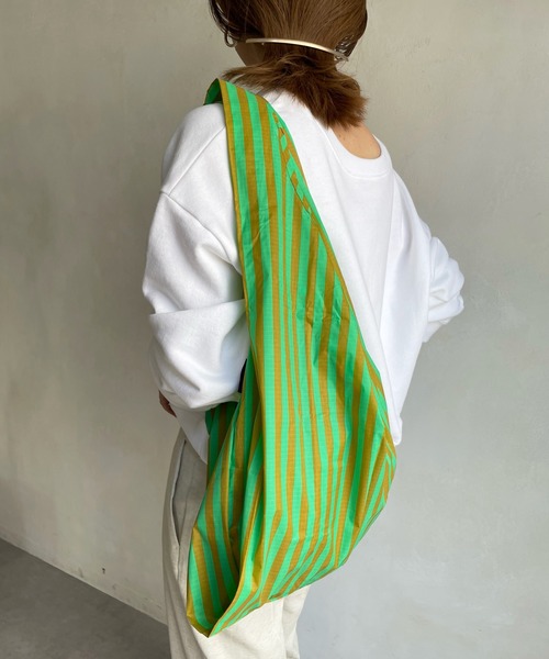 DouDou(ドゥドゥ)の「【BAGGU/バグゥ】2022SS STANDARD BAGGU(エコバッグ/サブバッグ・レディース・グリーン/サックスブルー/バイオレット/ローズ/レッド・FREE)」の21枚目の写真