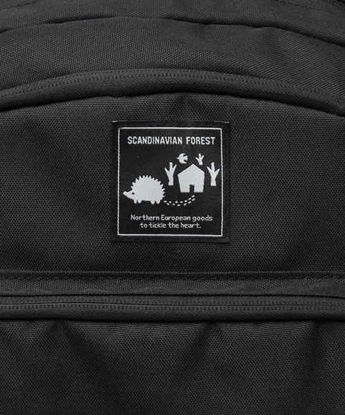 SCANDINAVIAN FOREST(スカンジナビアン・フォレスト)の「SCANDINAVIAN FOREST / スカンジナビアンフォレスト / ポリエステル ロゴプリント デイパック / バックパック / ハリネズミ / 大きめ / ラバーチャーム付き(バックパック/リュック・レディース・ブラック・FREE)」の8枚目の写真