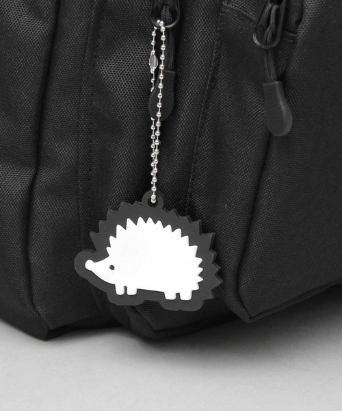 SCANDINAVIAN FOREST(スカンジナビアン・フォレスト)の「SCANDINAVIAN FOREST / スカンジナビアンフォレスト / ポリエステル ロゴプリント デイパック / バックパック / ハリネズミ / 大きめ / ラバーチャーム付き(バックパック/リュック・レディース・ブラック・FREE)」の11枚目の写真