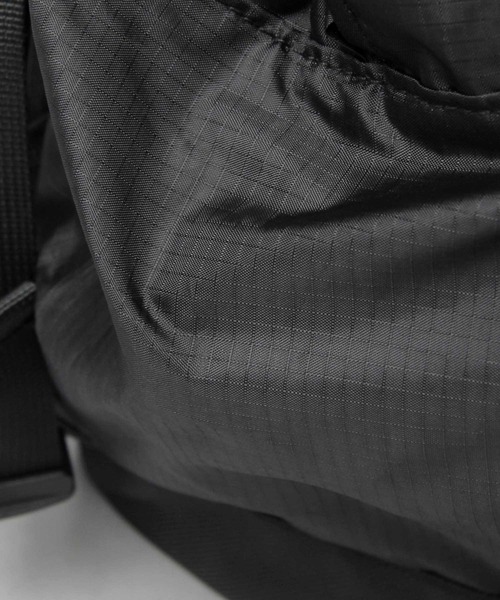 SCANDINAVIAN FOREST(スカンジナビアン・フォレスト)の「SCANDINAVIAN FOREST / スカンジナビアンフォレスト / ポリエステル ロゴプリント デイパック / バックパック / ハリネズミ / 大きめ / ラバーチャーム付き(バックパック/リュック・レディース・ブラック・FREE)」の20枚目の写真