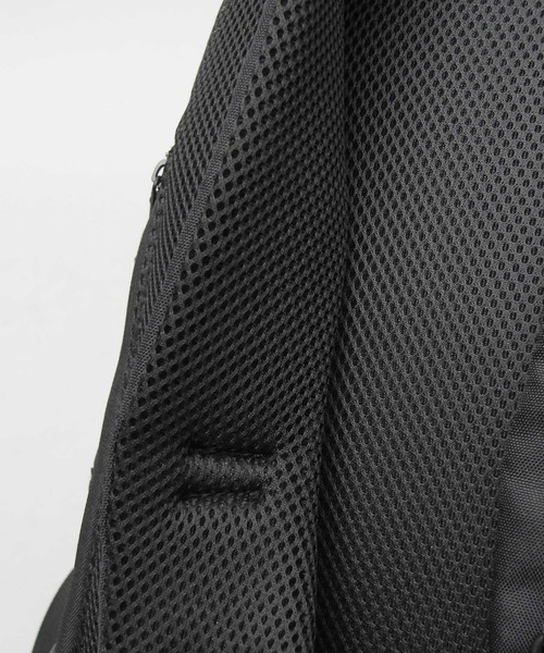 SCANDINAVIAN FOREST(スカンジナビアン・フォレスト)の「SCANDINAVIAN FOREST / スカンジナビアンフォレスト / ポリエステル ロゴプリント デイパック / バックパック / ハリネズミ / 大きめ / ラバーチャーム付き(バックパック/リュック・レディース・ブラック・FREE)」の17枚目の写真