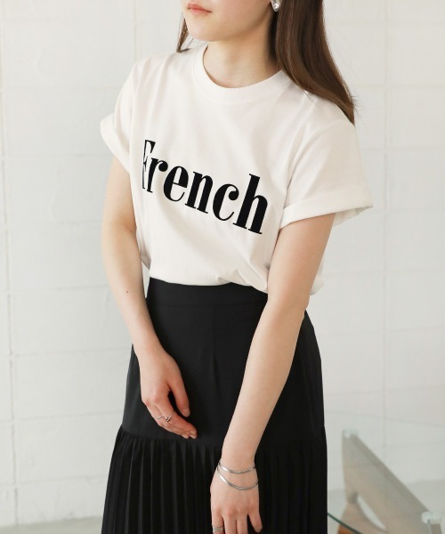 Bab(バブ)の「FrenchフロッキーロゴTee(Tシャツ/カットソー・レディース・ベージュ/オフホワイト/チャコールグレー/ホワイト系・FREE)」の18枚目の写真