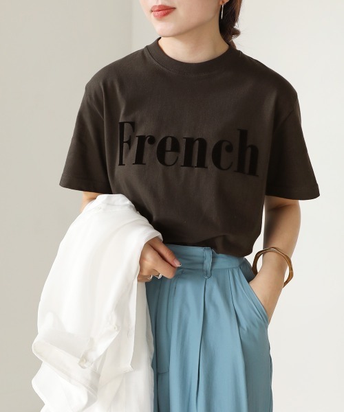 Bab(バブ)の「FrenchフロッキーロゴTee(Tシャツ/カットソー・レディース・ベージュ/オフホワイト/チャコールグレー/ホワイト系・FREE)」の22枚目の写真