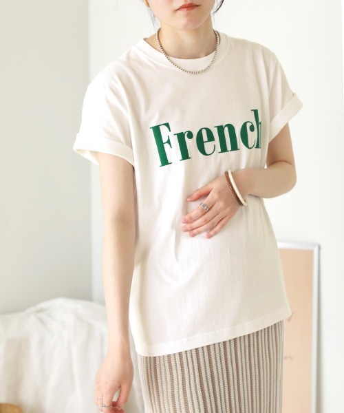 Bab(バブ)の「FrenchフロッキーロゴTee(Tシャツ/カットソー・レディース・ベージュ/オフホワイト/チャコールグレー/ホワイト系・FREE)」の6枚目の写真