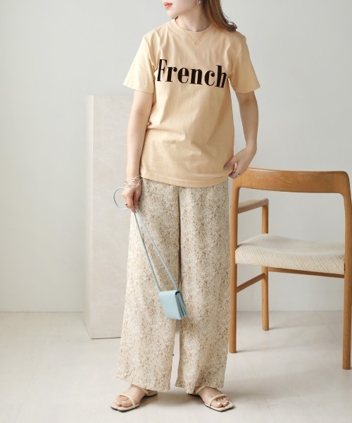 Bab(バブ)の「FrenchフロッキーロゴTee(Tシャツ/カットソー・レディース・ベージュ/オフホワイト/チャコールグレー/ホワイト系・FREE)」の12枚目の写真