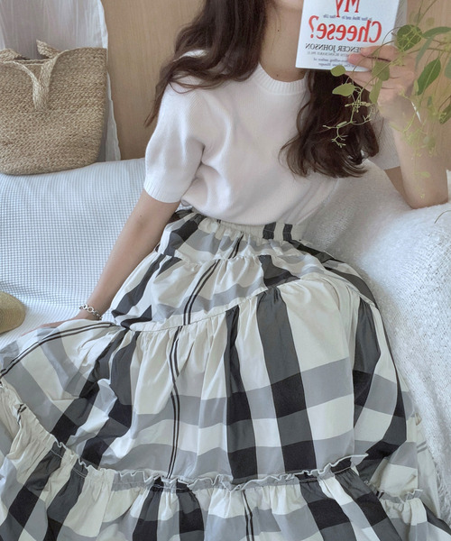 LAUIR(ラウアー)の「大柄チェックティアードスカート(スカート・レディース・ネイビー/ホワイト/ブラック・X-LARGE/SMALL/MEDIUM/LARGE)」の6枚目の写真