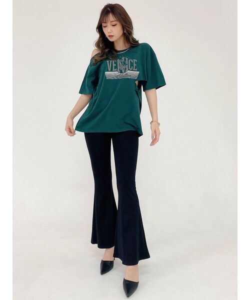 GYDA(ジェイダ)の「ESCAPISM CUTデザインTシャツ(Tシャツ/カットソー・レディース・オフホワイト/ブラック/ベージュ/グリーン・FREE)」の19枚目の写真