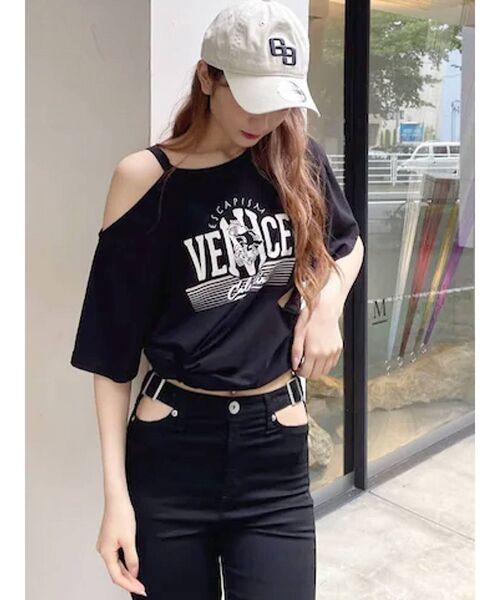 GYDA(ジェイダ)の「ESCAPISM CUTデザインTシャツ(Tシャツ/カットソー・レディース・オフホワイト/ブラック/ベージュ/グリーン・FREE)」の12枚目の写真