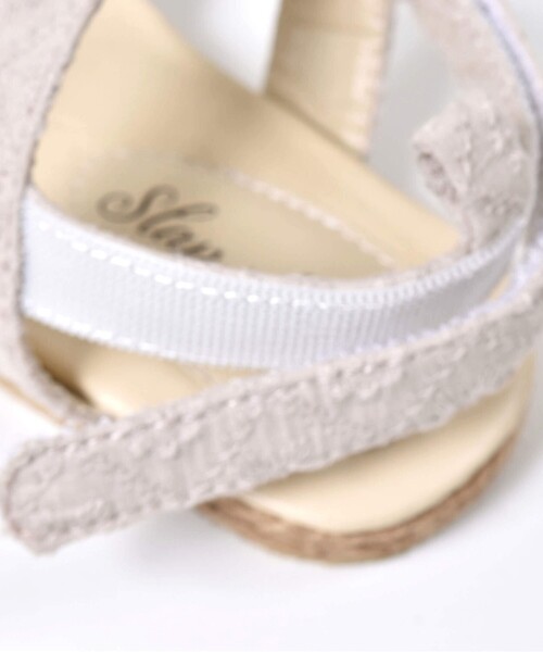 SLAP SLIP（スラップスリップ）の「花柄 刺繍 レース フリル ストラップ サンダル (14~18cm)（サンダル・キッズ・ピンク/ベージュ・15 /17/16/14/18）」の15枚目の写真